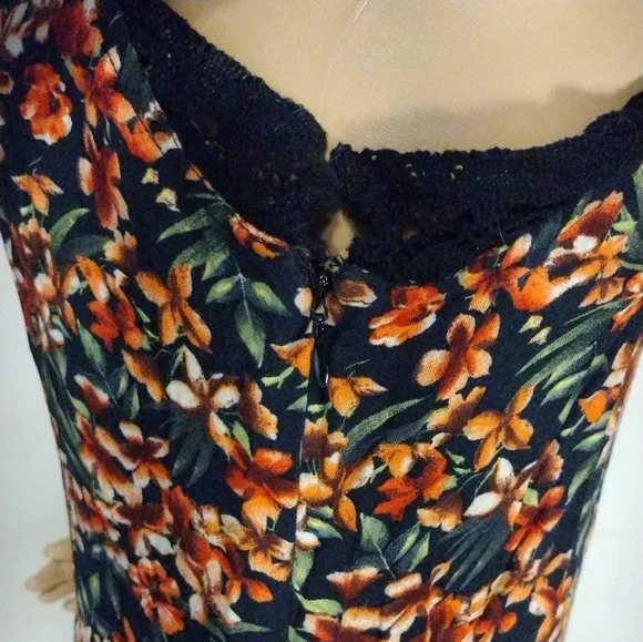 Hollister Dress - Picture 6 of 9